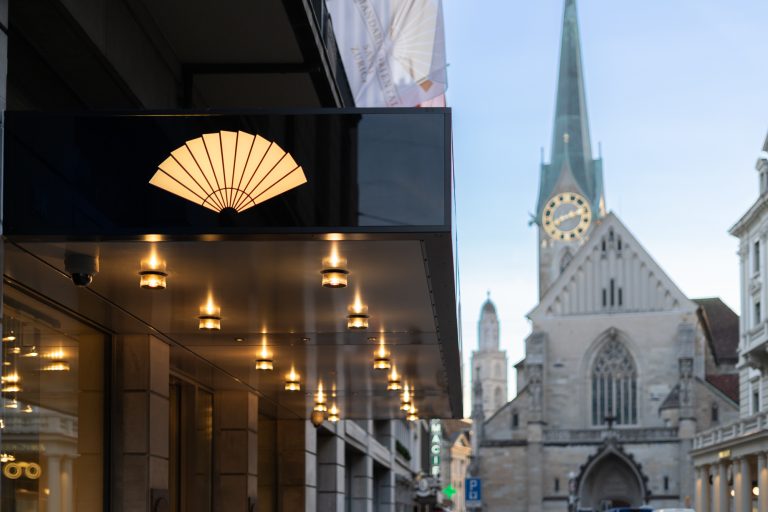 Facets and Fragments – Mandarin Oriental Savoy Zurich